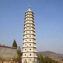 石塔，大理石塔雕塑