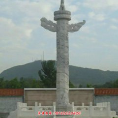 華表，石雕龍柱