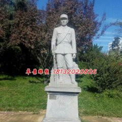 革命烈士雕塑，廣場英雄石雕