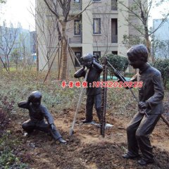 小孩放鞭炮銅雕，公園小品銅雕，景觀銅雕