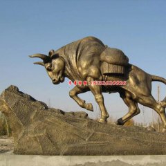 銅牛雕塑，開(kāi)荒牛銅雕