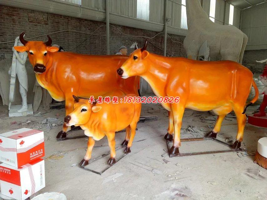 玻璃鋼牛雕塑，玻璃鋼動物雕塑 (2)