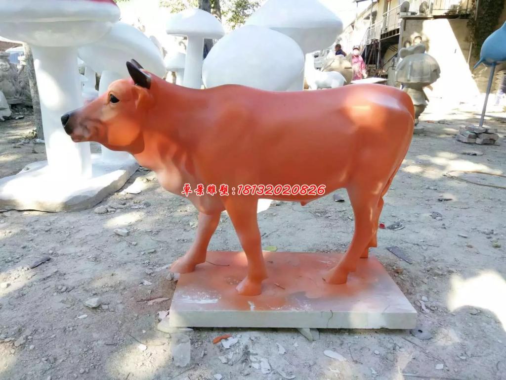 玻璃鋼牛雕塑，玻璃鋼動物雕塑