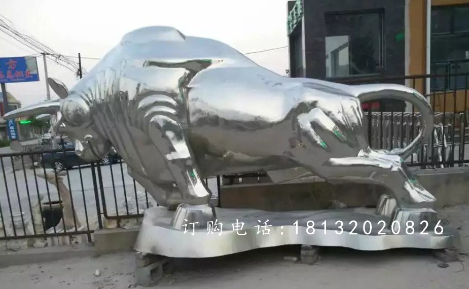 不銹鋼拓荒牛，開(kāi)荒牛雕塑