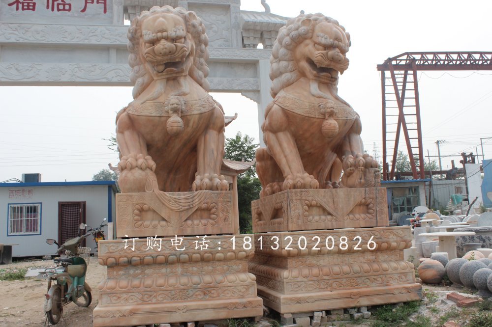 北京獅子雕塑，晚霞紅石雕獅子 (2)