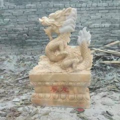 辰龍雕塑，晚霞紅石雕龍
