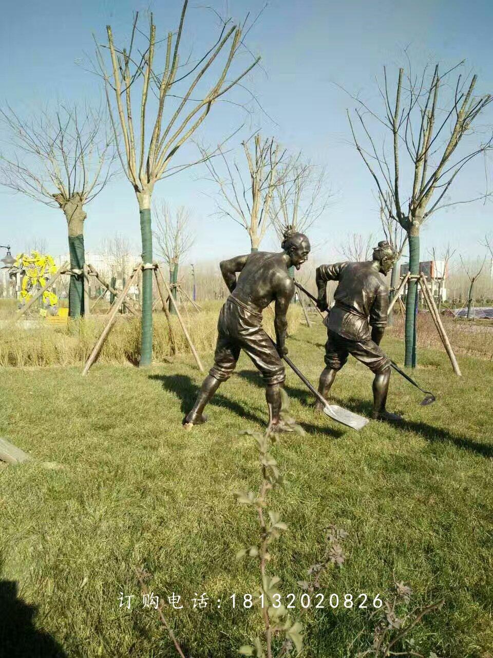 做農(nóng)活人物銅雕，公園人物雕塑 (4)