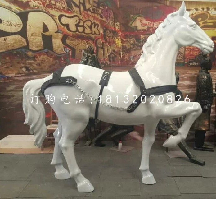 抬蹄馬雕塑，玻璃鋼白馬動(dòng)物雕塑 (3)