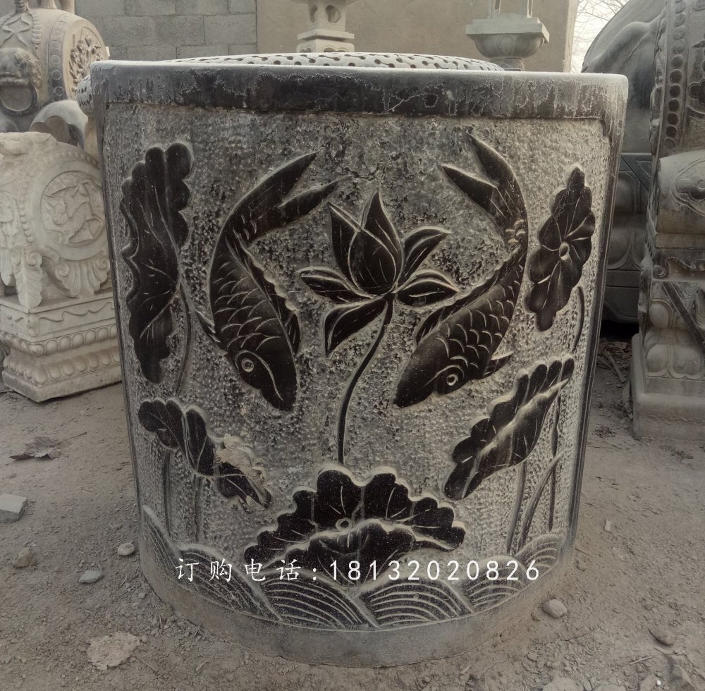 仿古青石水缸石雕，魚(yú)戲水中浮雕水缸雕塑 (1)