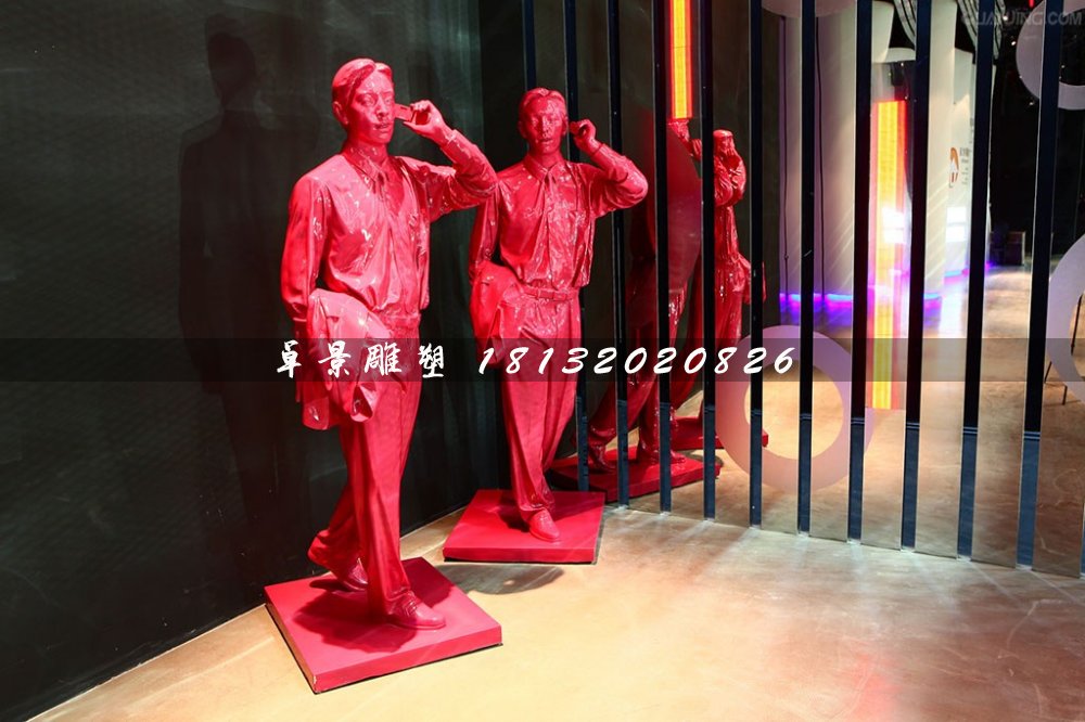 打電話雕塑，玻璃鋼現(xiàn)代人物雕塑
