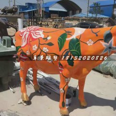 彩繪牛雕塑，玻璃鋼動(dòng)物雕塑