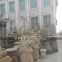 魚(yú)尾獅石雕，砂巖魚(yú)尾獅
