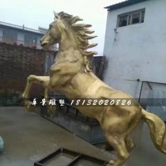 立馬銅雕，廣場銅馬雕塑