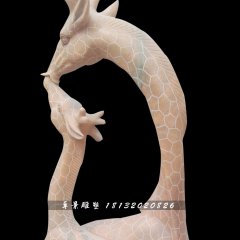 母子鹿石雕，公園親嘴鹿石雕
