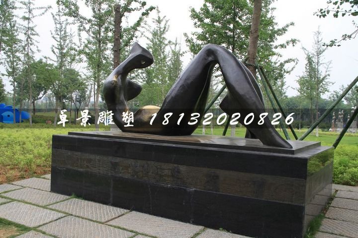 抽象人物銅雕，公園雕塑
