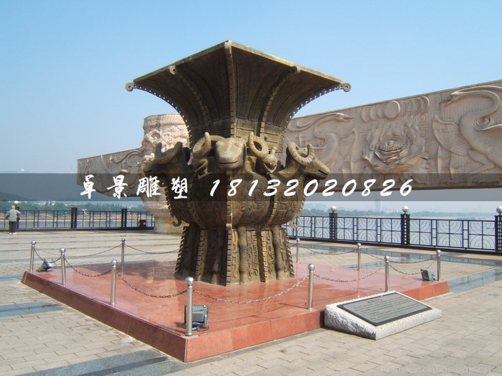 四羊方尊銅雕，廣場(chǎng)銅雕 (2)
