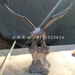 老鷹石雕，青石雄鷹