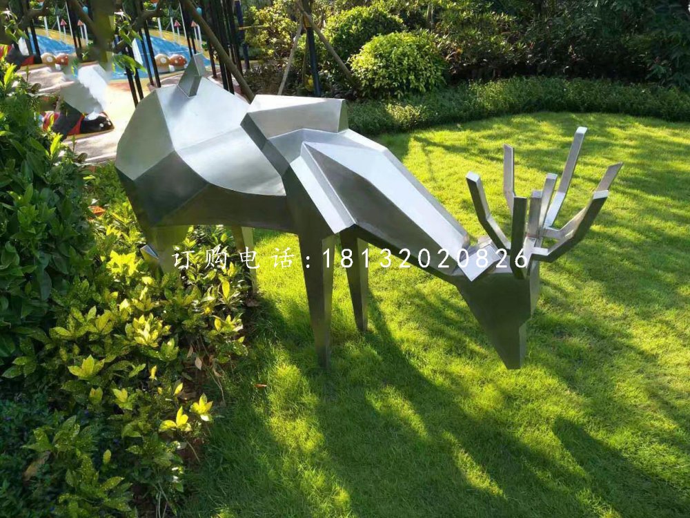 小鹿吃草雕塑，不銹鋼動物 (4)