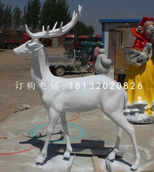 玻璃鋼白色小鹿雕塑，公園動物雕塑 (1)