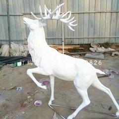 白色的鹿雕塑，玻璃鋼動(dòng)物雕塑