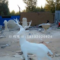 白色的小鹿雕塑，玻璃鋼動物雕塑