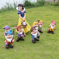 白雪公主小矮人雕塑，公園卡通人物