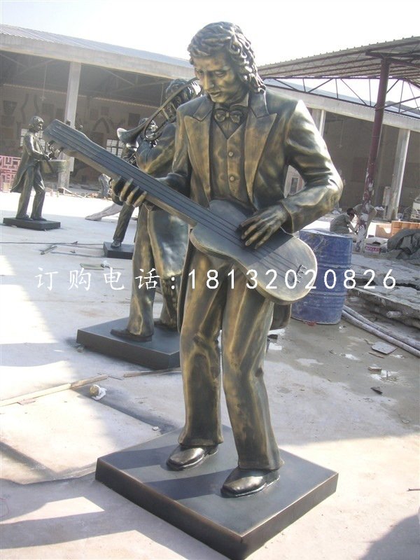 彈吉他雕塑，玻璃鋼仿銅音樂(lè)家
