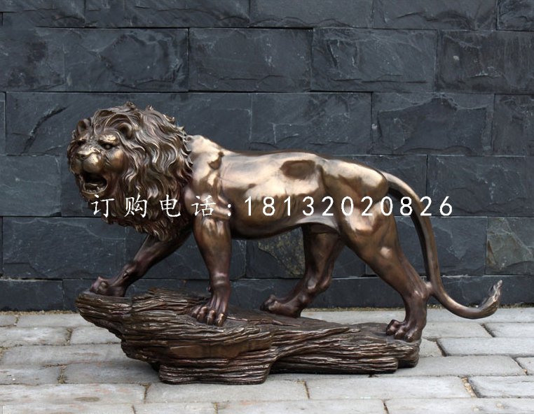 非洲獅銅雕，廣場銅獅子