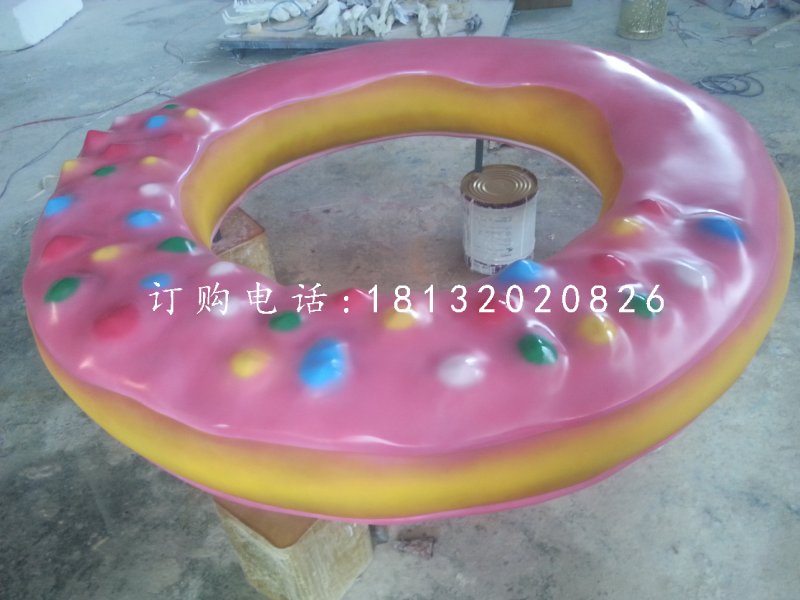 甜甜圈雕塑，玻璃鋼甜品雕塑
