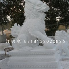 麒麟戲球石雕，漢白玉麒麟