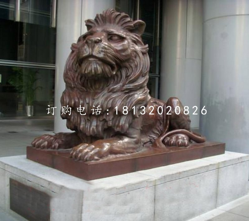 趴著的西洋獅銅雕，銅獅子