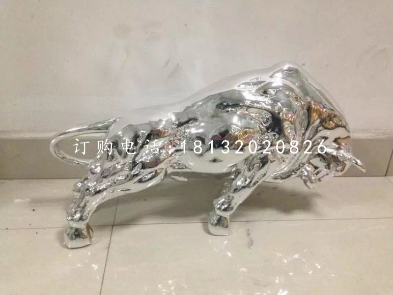 開荒牛雕塑，廣場(chǎng)不銹鋼牛雕塑