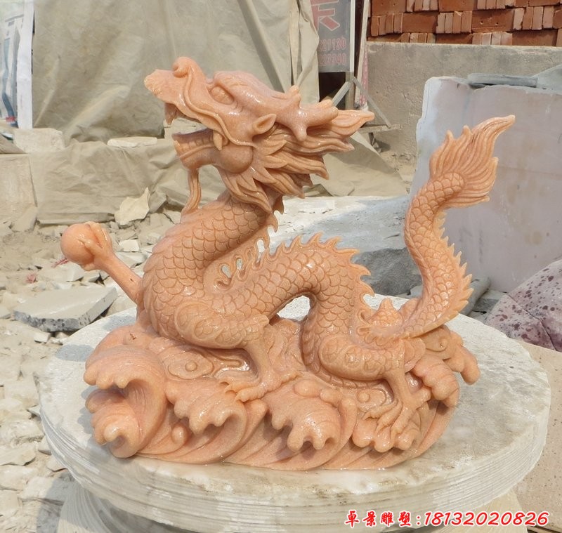龍戲珠石雕，晚霞紅石雕龍