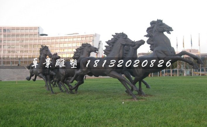 廣場銅馬雕塑，群馬銅雕